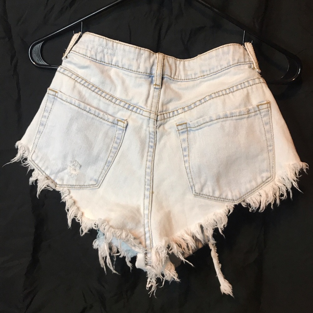 very short pacsun ripped jean shorts😄 - Picture 2 of 2